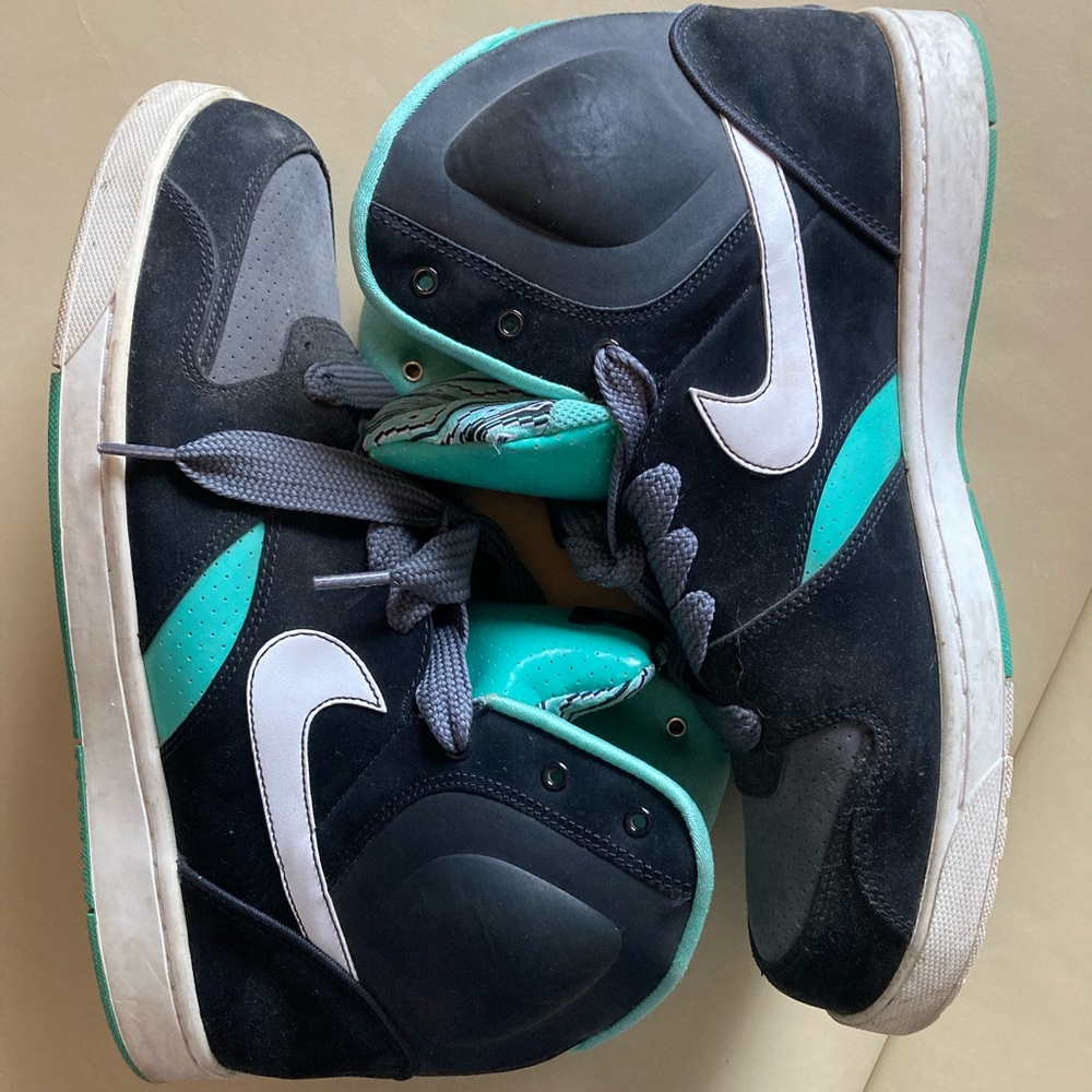 COPY - Mens nike shoes